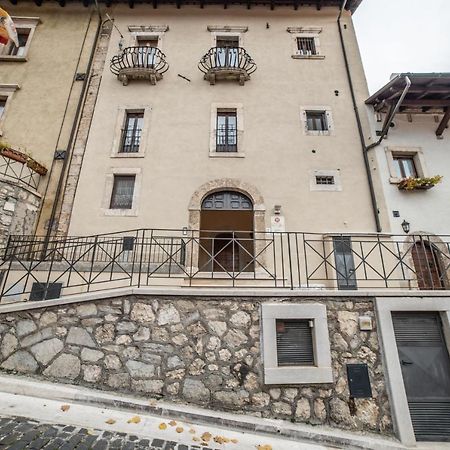Dimora Fresilia Casa Vacanze Опи Екстериор снимка