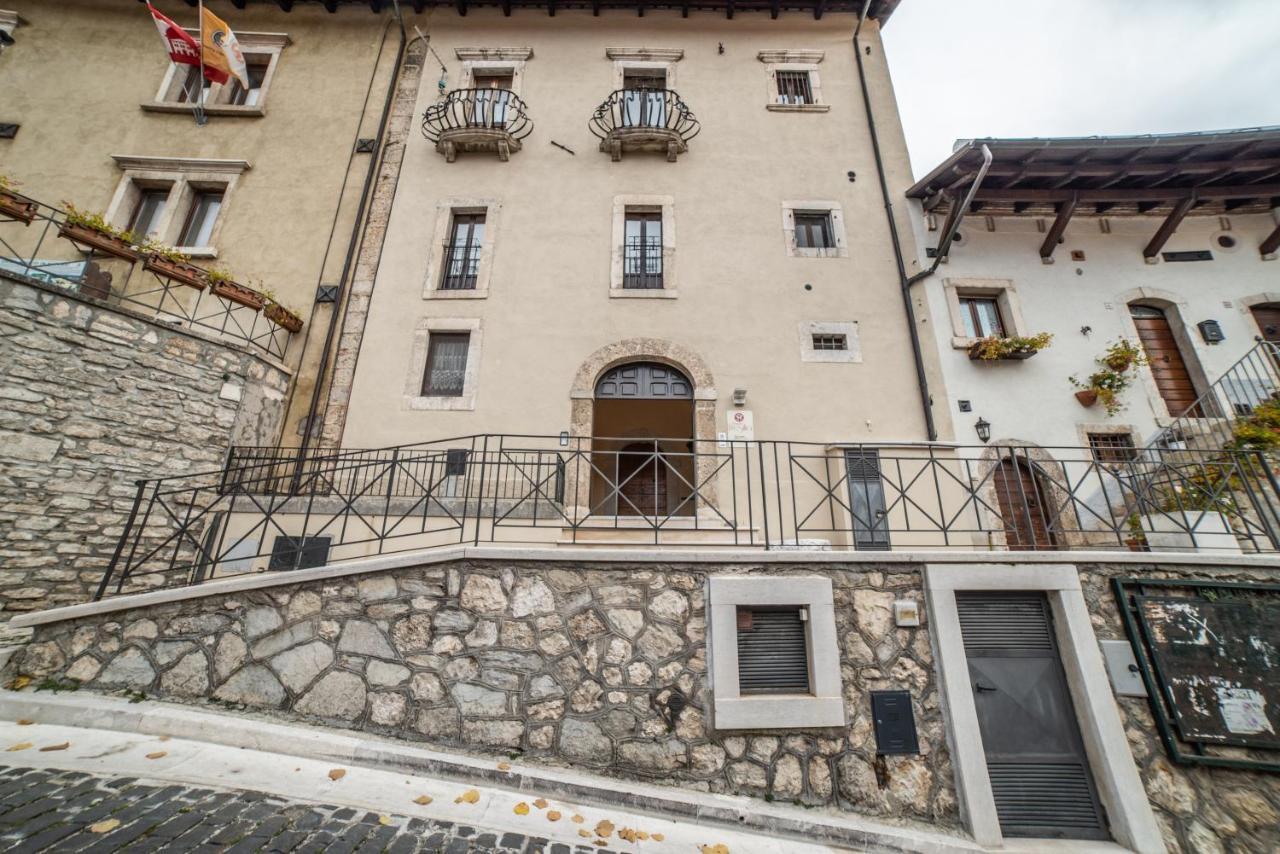 Dimora Fresilia Casa Vacanze Опи Екстериор снимка