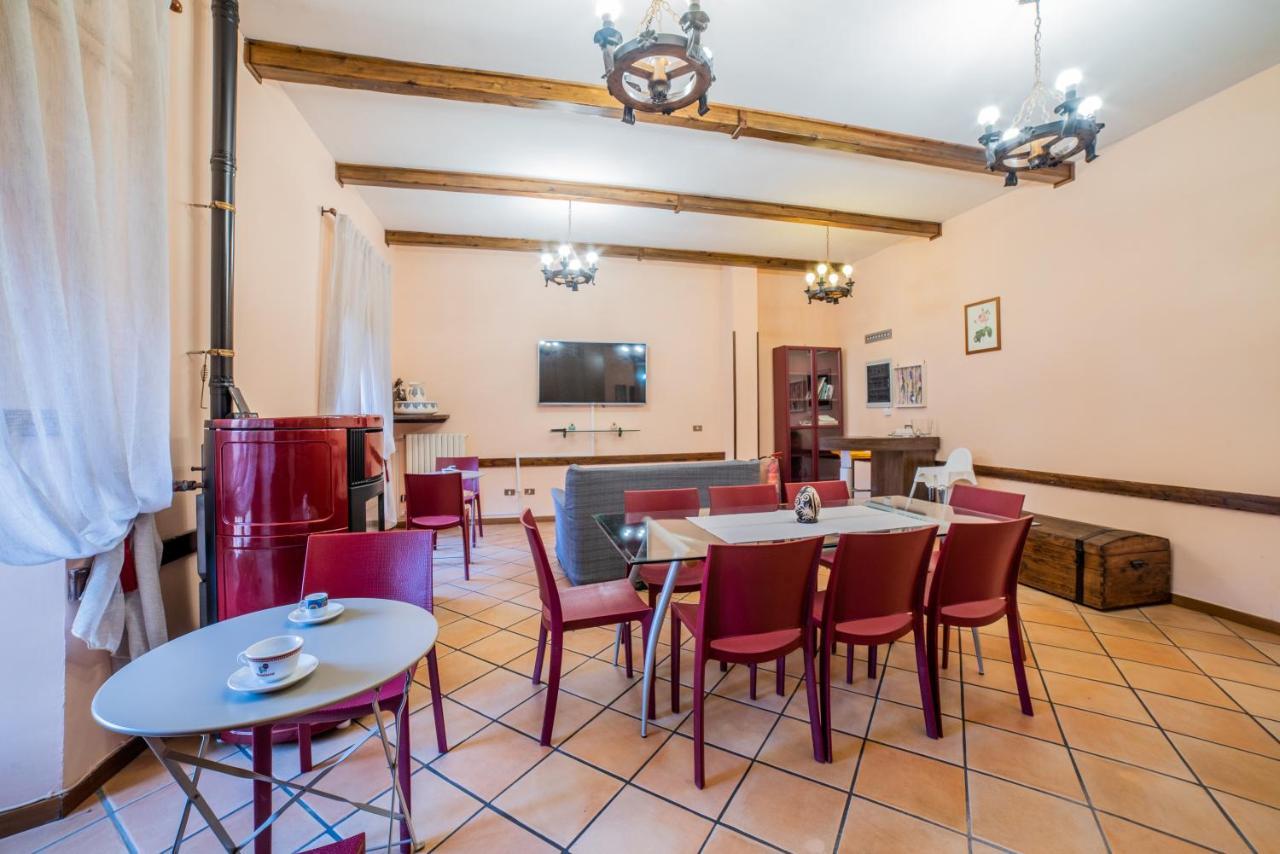 Dimora Fresilia Casa Vacanze Опи Екстериор снимка