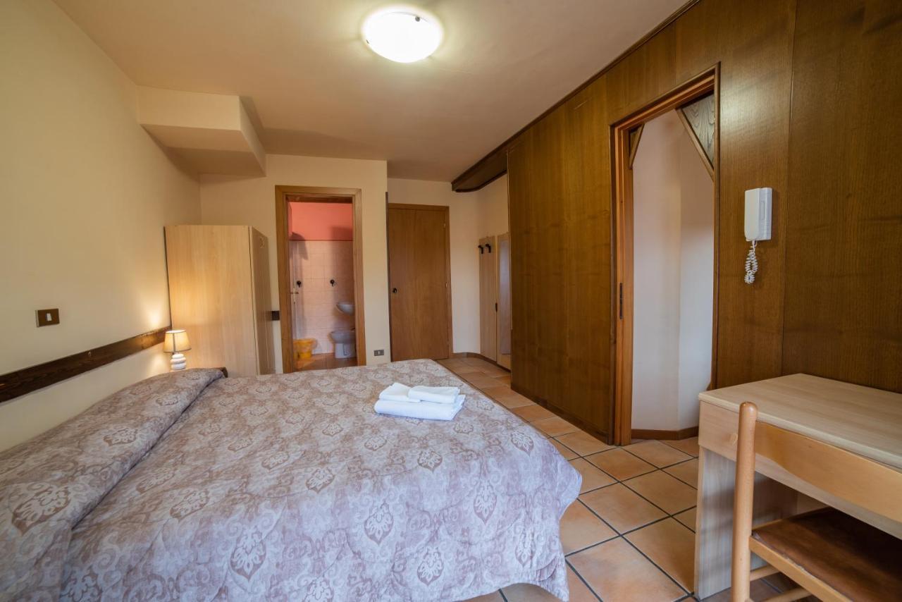Dimora Fresilia Casa Vacanze Опи Екстериор снимка