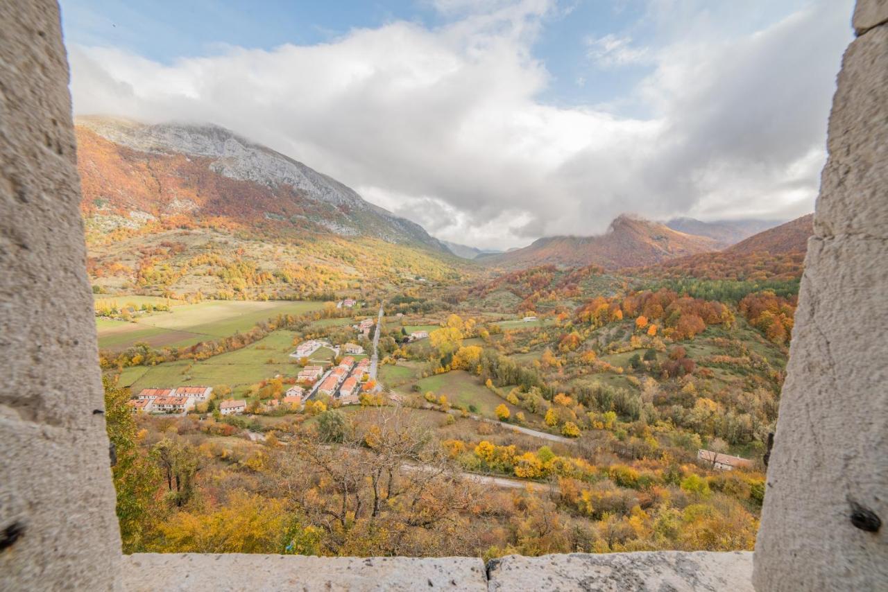 Dimora Fresilia Casa Vacanze Опи Екстериор снимка