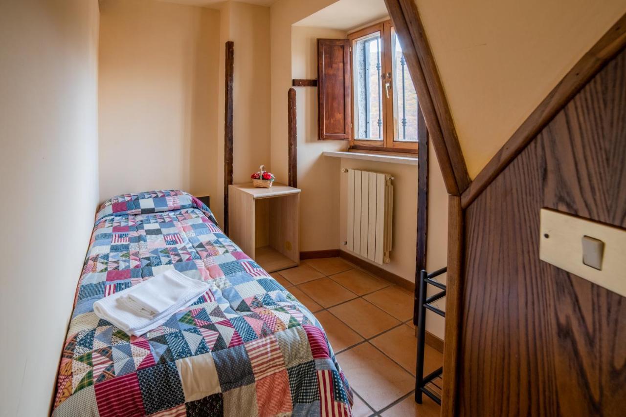 Dimora Fresilia Casa Vacanze Опи Екстериор снимка