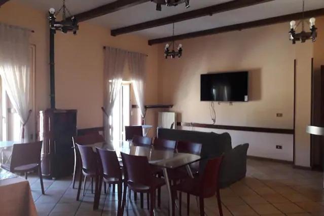 Dimora Fresilia Casa Vacanze Опи Екстериор снимка