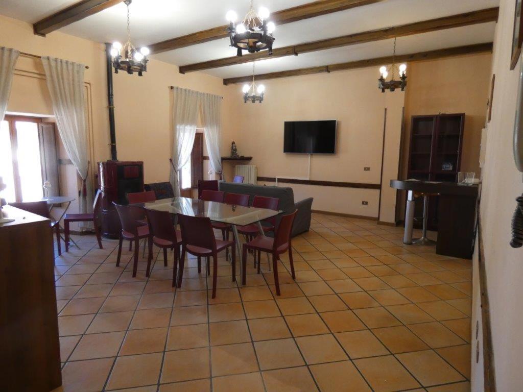 Dimora Fresilia Casa Vacanze Опи Екстериор снимка